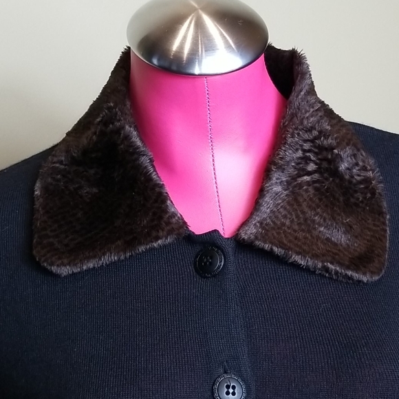 Versace Marilyn Monroe Classic Sweater/Top - Picture 2 of 8